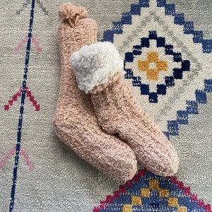 Reading socks